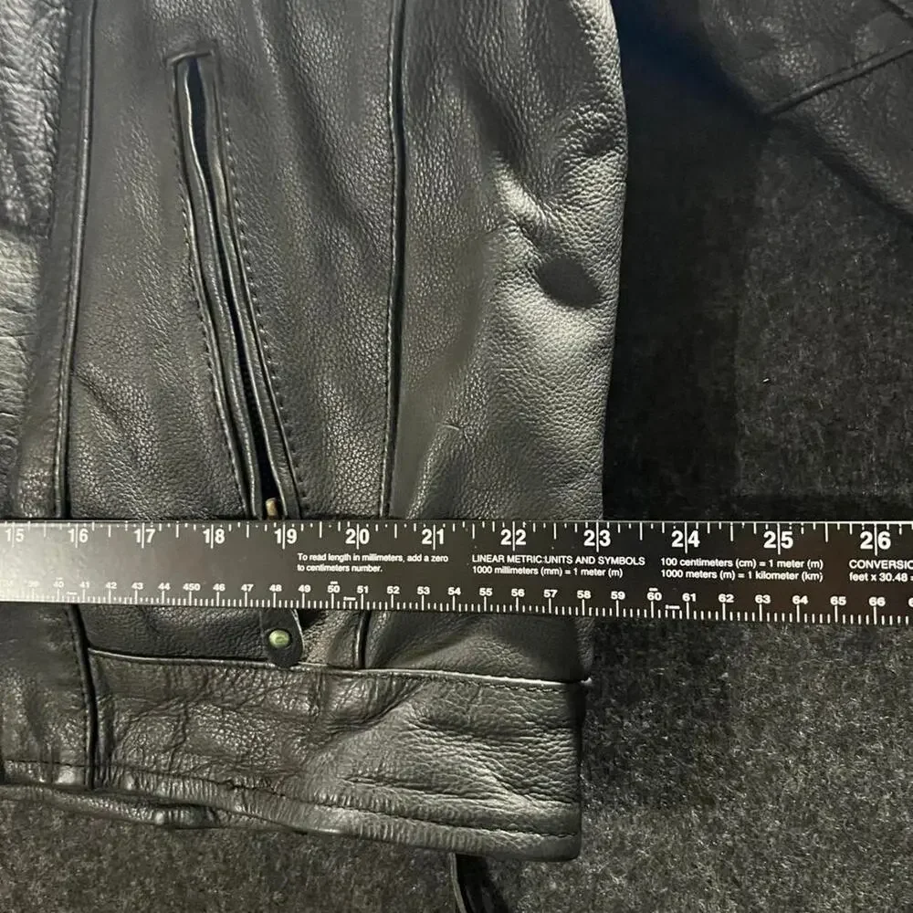 Fantastic black leather bomber jacket with quilted lining